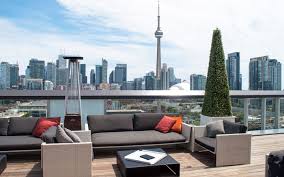 Need a rooftop patio for boozy brunch or tgif happy hour that wins you points in good taste? A Weekend In Toronto Ontario A 48 Hour Itinerary On The Luce Travel Blog