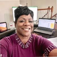 Sonja Mcintyre's Instagram, Twitter & Facebook