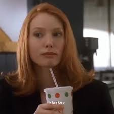 Amy Suznovich's Instagram, Twitter & Facebook