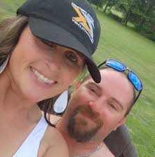 Greetings all. Looking for someone/business who cuts hair. Thank You!