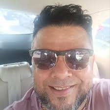 Up close👋🏼💋