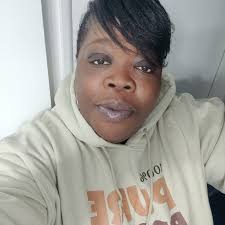 🚨NEW SCHOOL RECORD🚨 Kalyncia Taylor, Kadynce Taylor, Autumn Burrell, and  Leanna Lewis break the 4x400 meter relay record that has stood since  1994!👏 #GoldStandard🔰