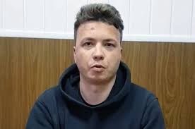 Menya Prosto Podstavili Zhdyot Li Romana Protasevicha Smertnaya Kazn V Lnr V Mire Politika Argumenty I Fakty