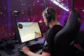 Dev1ce is a professional cs:go player for team astralis. Cs Go Major Astralis And Avangar Advance To Finals Hotspawn