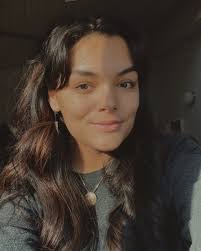 Cassandra Collison's Instagram, Twitter & Facebook