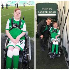 This is Darren 23 yo lad...