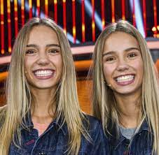 They make short videos, especially of lip syncing, on social media outlets such as tiktok, instagram and twitter. Tiktok Ohne Lisa Und Lena Wird Nicht Mehr Sein Wie Es War Welt