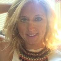 Kristen Hyde's Instagram, Twitter & Facebook