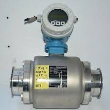 transmitter ftc325 with intrinsically safe signal circuit for connection to a capacitance sensor benefits intrinsi temperature measurement locker storage storage