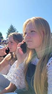 Hannah Hersh's Instagram, Twitter & Facebook