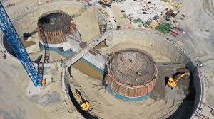 Dunarea, cel mai mare fluviu al europei este riverana tarii noastre pe o lungime de 1075 km din care pe 225 km strabate teritoriul romaniei si pe 850 km este hotar natural intre romania, iugoslavia, bulgaria, moldova, ucraina. Imagini Spectaculoase Cu Podul Peste DunÄƒre De La BrÄƒila Promotor