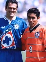 Cruz azul será la final del guard1anes 2020 de acuerdo a las probabilidades del soccer power index, quien pone a los esmeraldas y celestes como los favoritos para ganar sus llaves de semifinales ante chivas y pumas, respectivamente, mientras que el conjunto de guanajuato es el. Ù„Ø§ ÙŠÙ„ÙŠÙ† Ø¶Ø¯ Ø²Ù‡Ø±Ø© Ø§Ù„Ù…Ø¯ÙŠÙ†Ø© Jersey Cruz Azul 1997 Cedarmantel Com