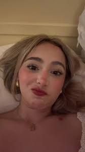 Angela Cervantes: Cantante Reyna Cervantes