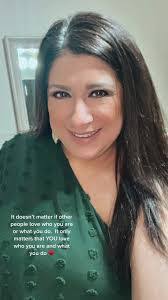 Rhonda Poindexter's Instagram, Twitter & Facebook