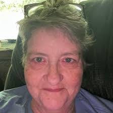 Linda Eberwein's Instagram, Twitter & Facebook