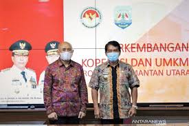 Program lainnya yang akan digenjot adalah usaha mikro kecil dan menengah (umkm), yang diakui kurang mendapatkan perhatian dari pemerintahan daerah selama ini. Teten Dan Zainal Berkomitmen Kembangkan Koperasi Dan Umkm Di Kaltara Antara News Kalimantan Utara