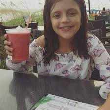 Nicole Topping (@thetopnicole) • Instagram photos and videos