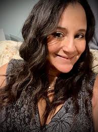 Olga Valdivia's Instagram, Twitter & Facebook