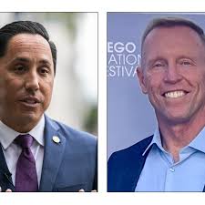 Gloria's re-election lead narrows as challenger Turner taps into voter  discontent, poll finds