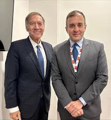 Συνάντηση Χατζηβασιλείου με τον πρώην ΥΠΕΞ των ΗΠΑ Μάικ Πομπέο