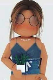Brown Hair Girl In 2021 Gfx Roblox Girl Roblox Profile Pictures Roblox Aesthetic Avatars Girl Brown Hair