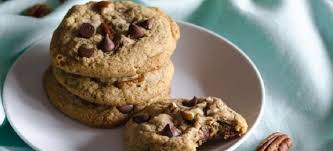 Almond meal/flour from bob's red mill is an excellent source of protein, fiber, vitamin and minerals to help fortify your diet. How To Make Your Favorite Desserts Keto Friendly Bob S Red Mill