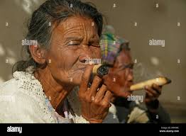 Portrait old ladies smoking cheroots, Portrait, rauchende alte Frauen,  cheroot Stock Photo - Alamy