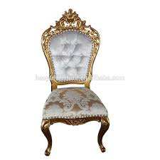 The antique chair sale on alibaba.com are perfectly suited to blend in with any type of interior decorations and they add more touches of glamor to your existing decor. Source Hot Sale Antique Royal Chairs On M Alibaba Com Chair Royal Chair Antique Chairs