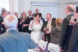 Dj In Hildesheim I Hochzeit I Firmenfeier I Geburtstag Brautpaar Braut Kleid Hochzeit