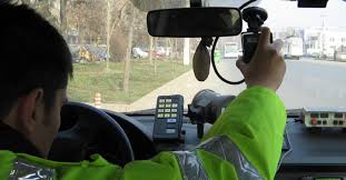 Join facebook to connect with amanda vine and others you may know. PoÈ›i Primi AmendÄƒ In PoÈ™tÄƒ DacÄƒ Nu Ai Fost Oprit Pe Loc De PoliÈ›ia RutierÄƒ ExplicaÈ›iile PoliÈ›istului Vlogger Tavi PerÈ›ea