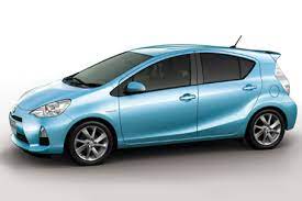 トヨタ新型hv アクア は業界最高燃費40km ℓで発売日は12月26日 価格は約169万円からだがエコカー補助金でさらに値引き アクア トヨタ 新型 ハイブリッドカー