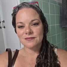 Is my sourdough starter dead if it barely rises 24 hours after feeding with  a 1:1:1 ratio?