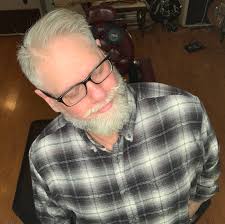 Hoppers Drive In Louisville Ave. 1960s Monroe. Sears and JC Penny was  across the street. Parts Hoppers still remain and have been numerous car  lots as well as other businesses too.