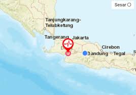 Dampak gempa bumi dari hari ke hari semakin menurun; Gempa Bumi Di Sukabumi Warga Berhamburan Keluar Rumah Antisipasi Susulan Gempa Hari Ini 10 Maret 2020 Pikiran Rakyat Com