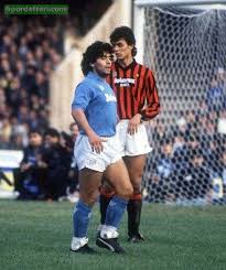 Diego Maradona Paolo Maldini Foto Di Calcio Squadra Di Calcio Giocatori Di Calcio