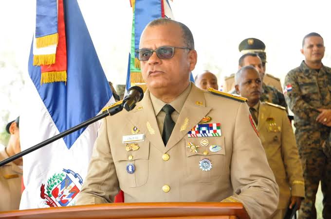 Asumió el nuevo comandante general del Ejército | Acento