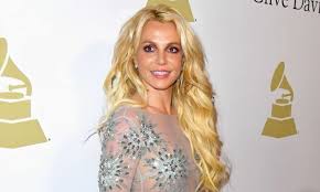 40-летняя Бритни Спирс снялась полностью голой в ванной и заявила, что  любит оральный секс: Новости: ИХ ШОУБИЗ - Страсти