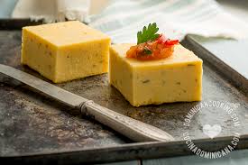 Arepa Salada Una Sabrosa Receta Dominicana Recipe Savory Cornbread Arepas Recipes