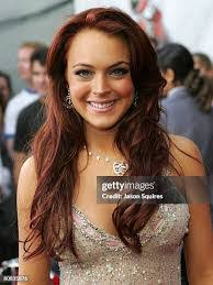 Lindsay Squires's Instagram, Twitter & Facebook