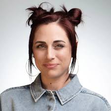 Danielle Arce (@daniellearcecomedy) • Instagram photos and videos