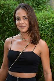 Chanteuse rnb dans les gorilles. Alice Belaidi Profile Images The Movie Database Tmdb