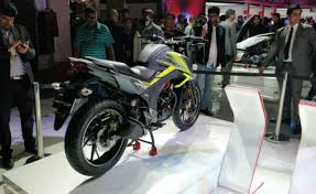 So riders, those are the 7 differences we sorted out from both models of honda cb hornet 160r. 2018 Honda Cb Hornet 160r Abs Launched In India Prices Start At Rs 84 675