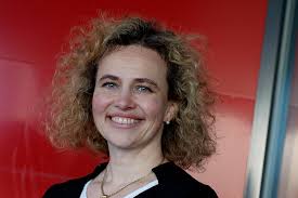 Hvem styrer den førerløse bilen?