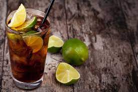 Ordering A Cuba Libre Instead Of Rum Coke Will Make You Sound So Fancy Recipe Cuba Libre Cocktail Sugar Free Drinks Easy Summer Cocktails