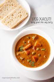 Veg Xacuti Also Called As Veg Shakuti Is A Delicious Spicy Coconut Based Curry With Complex Flavors Xacuti Recipe Is A Popular Veg Curry Spicy Recipes Recipes