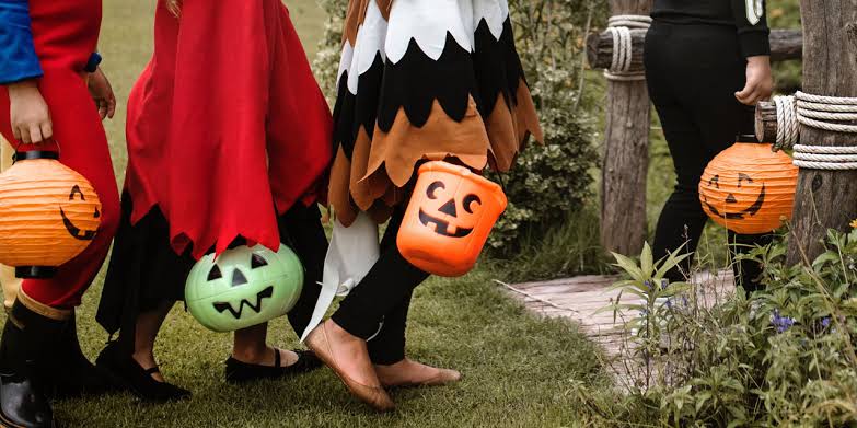 10 Safety Tips to Remember This Halloween | Catholic Health - The Right Way  To Care