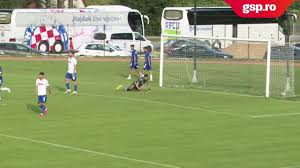 It is—along with cs universitatea craiova—one of the. Golurile Meciului Fcu Craiova Hajduk Split 1 2 Primul Pentru Adrian Mutu Pe Banca Oltenilor Youtube