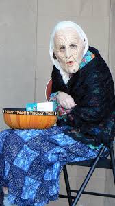 Los Alamos Daily Photo: Main Street Trick Or Treat