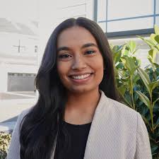 Today's student spotlight features Srinidhi Ramakrishna, a 2023 Thouron  Scholar! Srinidhi, from Montgomery, New Jersey, graduated summa cum laude  from the College with a bachelor's degree in political science with a  concentration