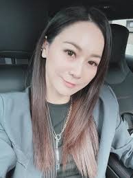 游詩璟- 一覺醒來被自己香醒，也太幸福了吧！ 我齁捧油的香氛系列#Actitus態度香氛真的有夠香～ 想跟我一樣被香醒的朋友們～一起來試試看唄！  陳珮騏打氣團|